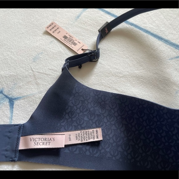 Victoria Secret Navy Blue Push Up Bra - Picture 6 of 6